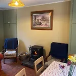 بيت للعطل Village House, Finuge, County Kerry *