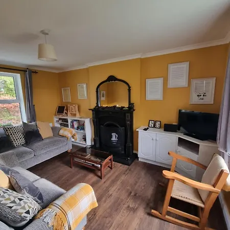 Village House, Finuge, County Kerry Fionnuig