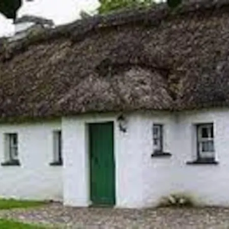 Дом отдыха Village House, Finuge, County Kerry *